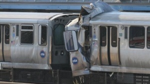 Катастрофа на два влака в Чикаго прати 50 души в болница
