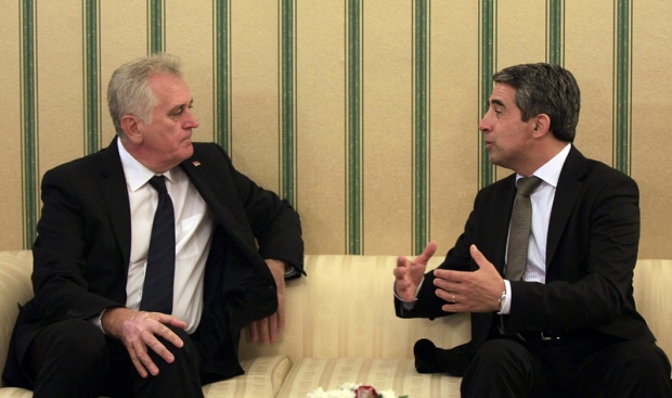 Сръбският президент обеща специално внимание за българските общини