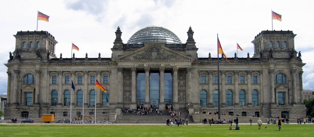 Почти 62 млн. германци избират Бундестаг