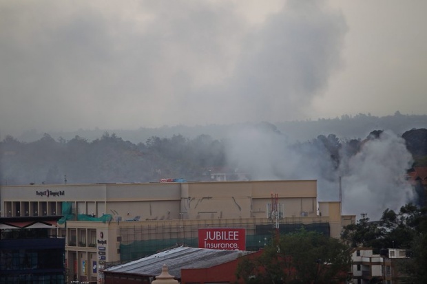 „Аш Шебаб“ убили 137 заложници при нападението над мола в Найроби