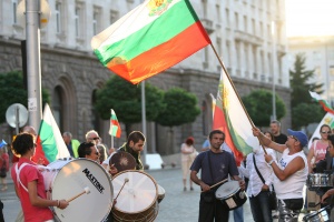 По-образованите българи са срещу правителството, сочи проучване