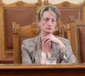Бюрокрацията е най-големият проблем, смята вицепремиерът Златанова