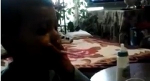 Майката, учила деца да пушат, заснела за 15 мин. скандалното видео