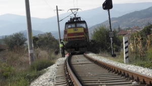Жена се хвърли под бързия влак София-Кулата
