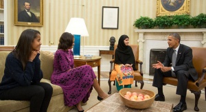 Барак Обама прие 16-годишната пакистанка Маляля