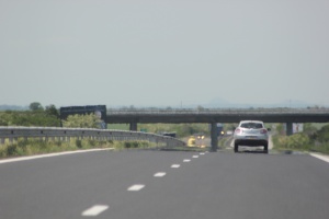 Строят 8 заведения по новата част на „Тракия”