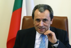 Ние сме издържливи, да видим ГЕРБ докога ще издържи, заяви Орешарски