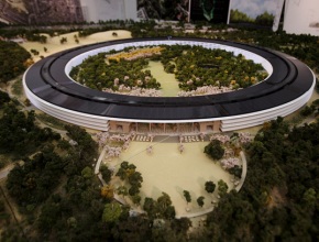 Появи се впечатляващ модел на новата централа на Apple