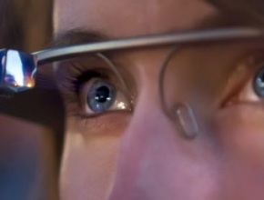 Google подготвя нови гласови команди за Google Glass и управление с поглед