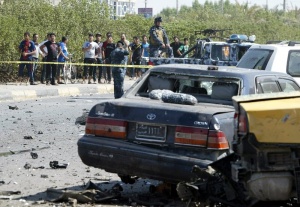 Поне 12 загинали при серия самоубийствени атентати в Ирак