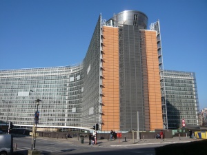 Еврокомисията може да изпадне в несъстоятелност