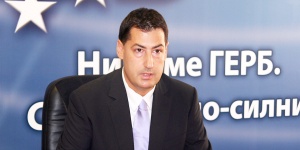 Прибираме в общината активисти на ГЕРБ, казал кметът на Пловдив