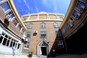 40 първолаци в затвора в Бобов дол