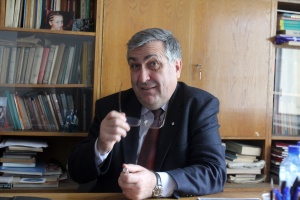 БСП може да изключи Близнашки заради подкрепата му към окупацията