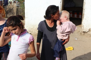 Майката на "русия ангел" плаши със самоубийство