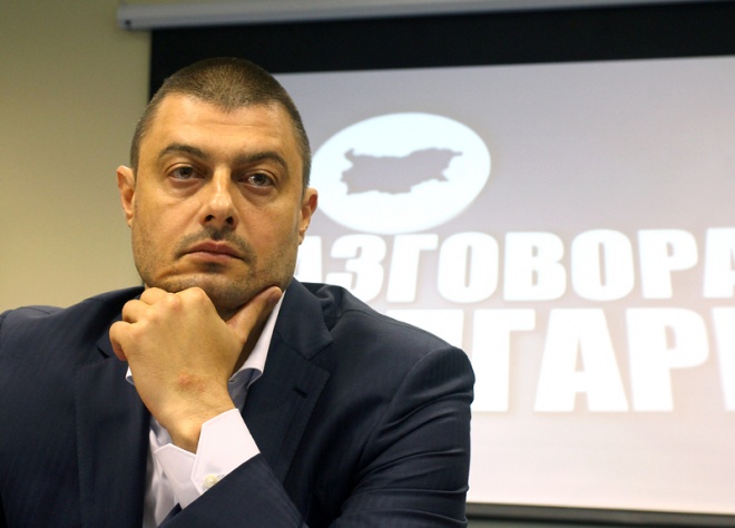 Ако спечеля 2-4 евродепутата, ще искам предсрочен вот, заяви Бареков