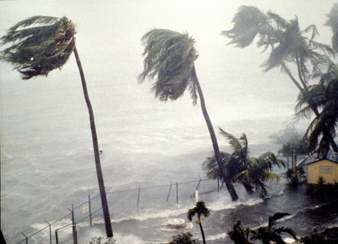 Нова тропическа буря заплашва Акапулко