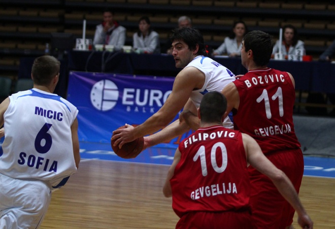 Левски с нова загуба в Балканската лига