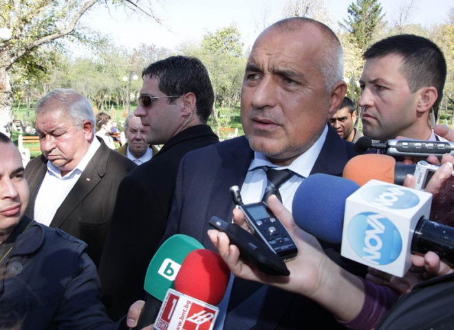 Борисов и Станишев се обединиха за бежанците