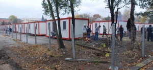 Адвокати въртят  бизнес с бежанци