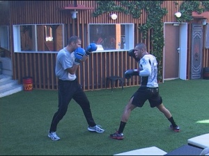 Тервел Пулев срещу ММА боеца Георги Велинов във VIP Brother