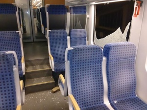 Поредно вандалско нападение на влак, алармират от  БДЖ