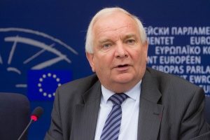 Жозеф Дол бе избран за председател на ЕНП