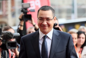 Румънският премиер обвинява президента в далавери
