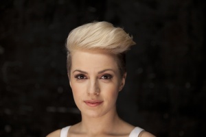 Поли Генова призна: Бях на косъм от смъртта