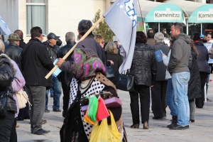 Бареков се оплака, че ГЕРБ-ери му атакували офиса