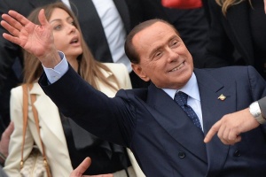 Берлускони припадна на събрание на партията си
