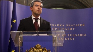 Кризата в Близкия изток поражда заплахи, твърди Плевнелиев