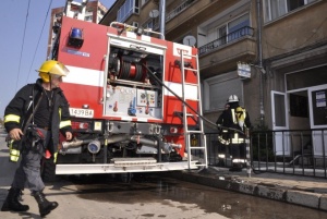 Потушиха пожара в хостел с 200 афганистанци в София