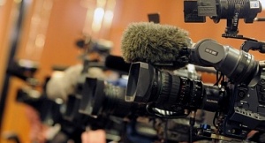 Всяка медия да декларира източниците си на информация, искат депутатите