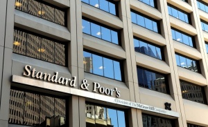 „Стандарт енд Пуърс“ намали кредитния рейтинг на Холандия