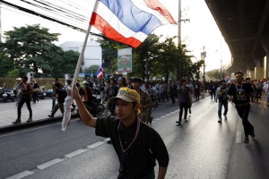 Армията се намесва на протестите в Тайланд