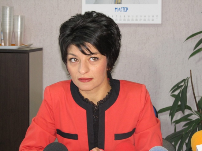 Десислава Атанасова, съпругът й и кметове на изслушване за конфликт на интереси