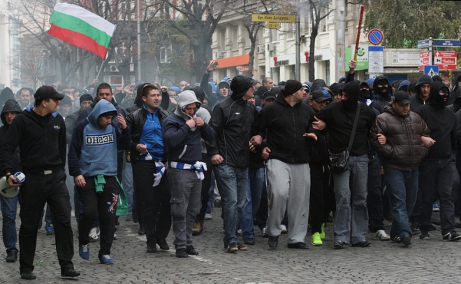 Шествието на Левски не се засече с митинга на БСП