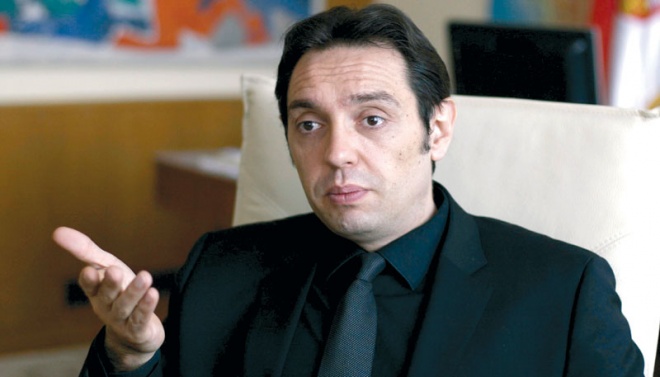 Косово забрани на сръбски министър да влиза в страната