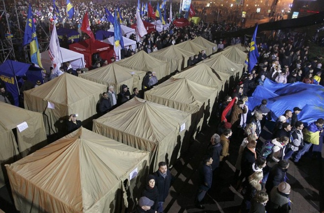 Премахнаха палатков лагер на привърженици на евроинтеграцията в Украйна