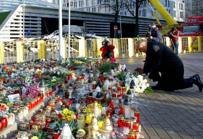 Окончателно: Жертвите от мола в Рига са 54