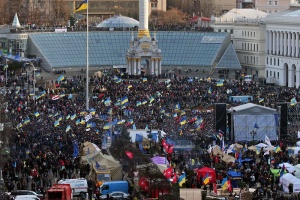 Хиляди протестиращи са блокирали президентството в Украйна