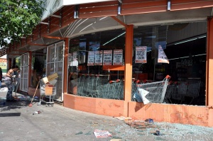 Полицейска стачка в Аржентина – плячкосване, един загинал и над 100 ранени