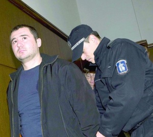 Осъденият Илиян Тодоров се е укрил?
