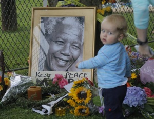 Звездите за Мандела: Той беше ангел!