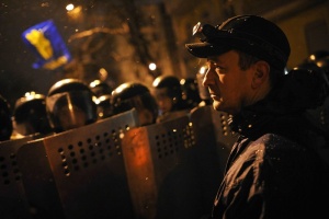 Посолствата на Евросъюза и Полша в Украйна блокирани от протестиращи