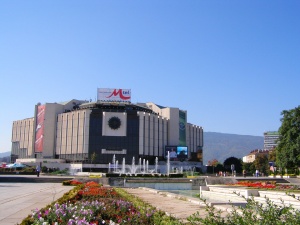 Между 7 и 12 хил. лв. заплата получавали ексшефовете на НДК