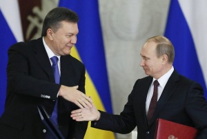 Русия инвестира 15 млрд. долара в украинската икономика и сваля цената на газа