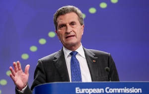 България упълномощи еврокомисар за преговорите по „Южен поток“