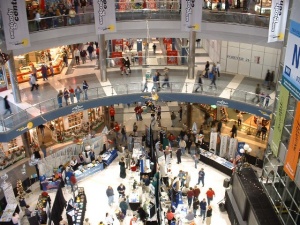 Засилени мерки за сигурност в моловете